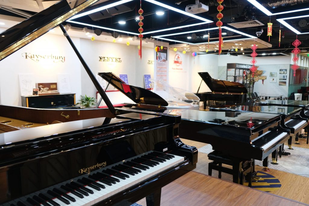 Showroom TED SAIGON
