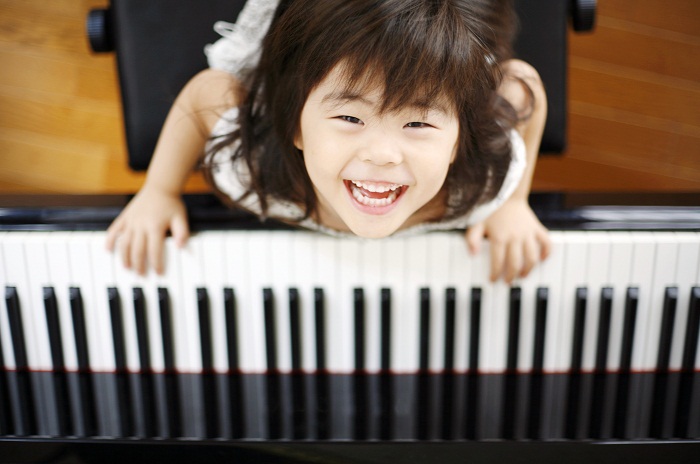 Lý do nên chọn piano là nhạc cụ đầu tiên - 7 lý do sau khiến bạn đam mê